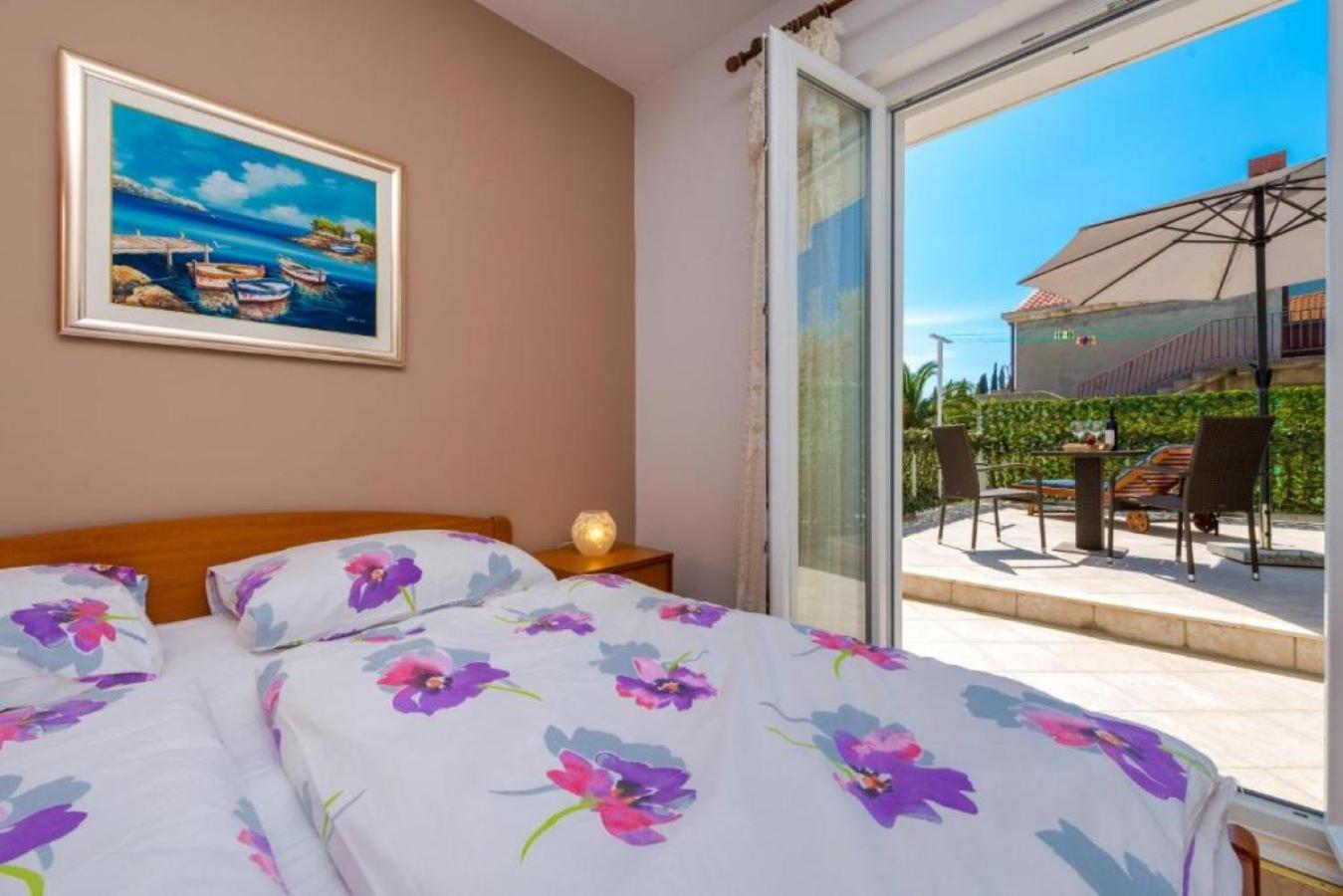 קאבטאט Villa Adria Apartments מראה חיצוני תמונה