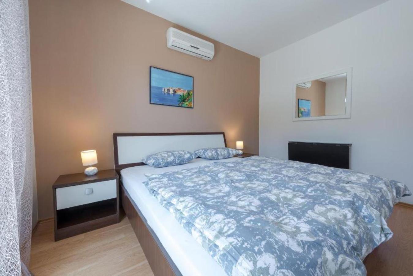 קאבטאט Villa Adria Apartments מראה חיצוני תמונה