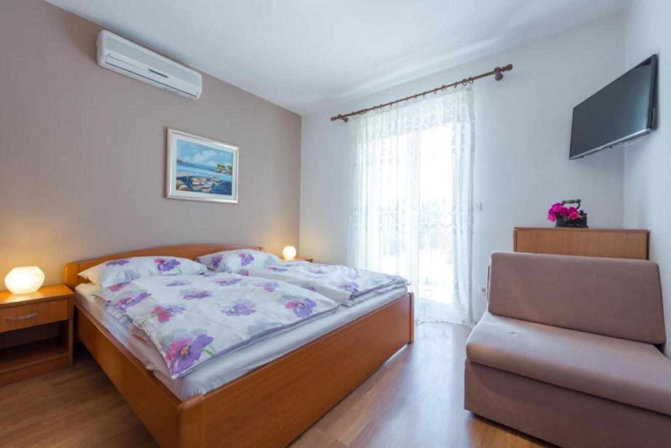 קאבטאט Villa Adria Apartments מראה חיצוני תמונה