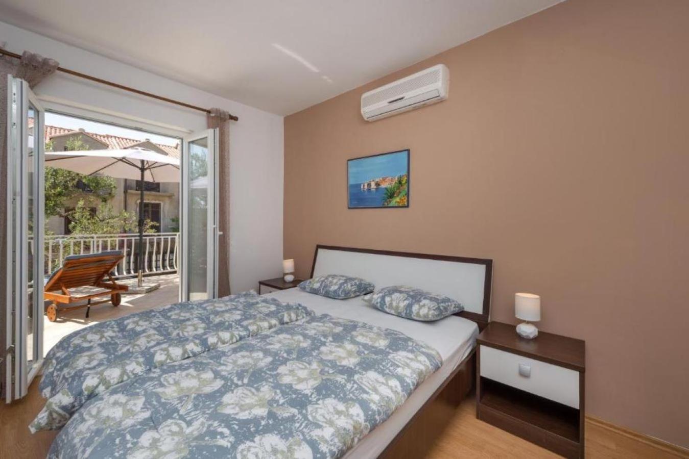 קאבטאט Villa Adria Apartments מראה חיצוני תמונה