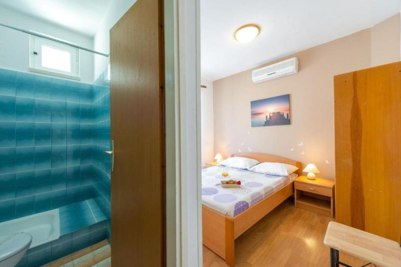 קאבטאט Villa Adria Apartments מראה חיצוני תמונה