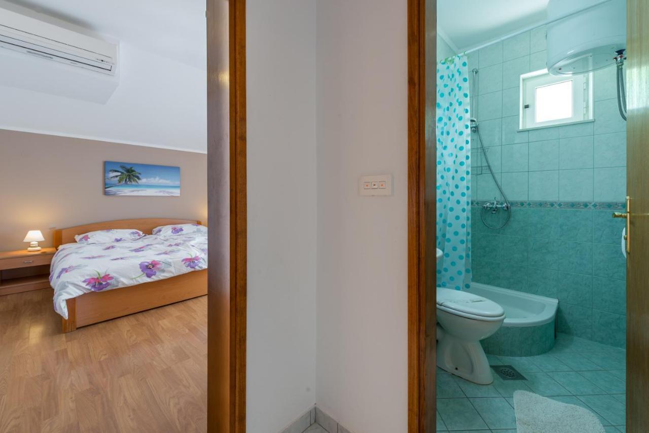 קאבטאט Villa Adria Apartments מראה חיצוני תמונה
